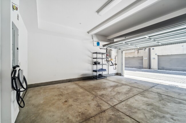 Building Photo - 13225 W Lumina Way