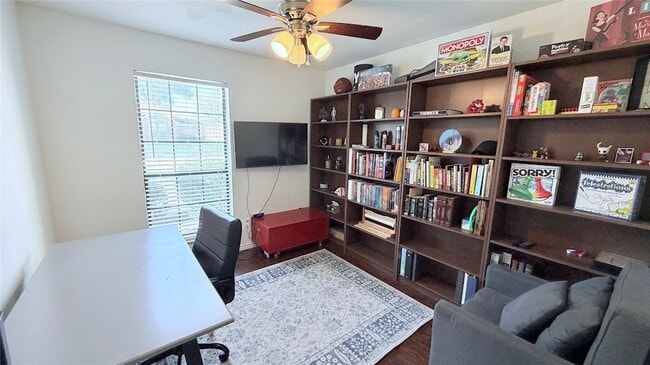 Building Photo - 3120 Osceola Dr