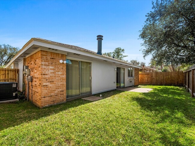 Building Photo - 10506 Twilight Moon Dr