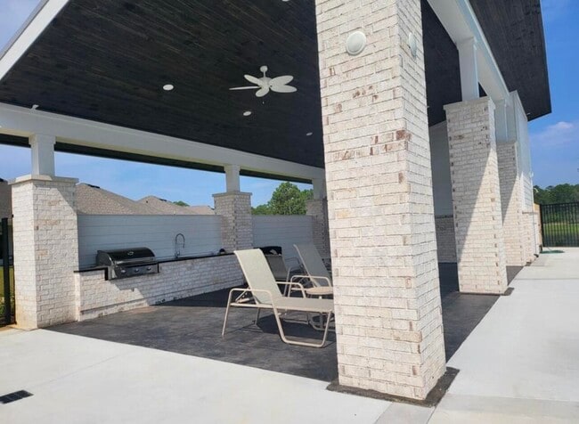 Building Photo - 59 Piper Cv