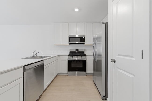 Building Photo - 1523 Gardenia Blossom Ln
