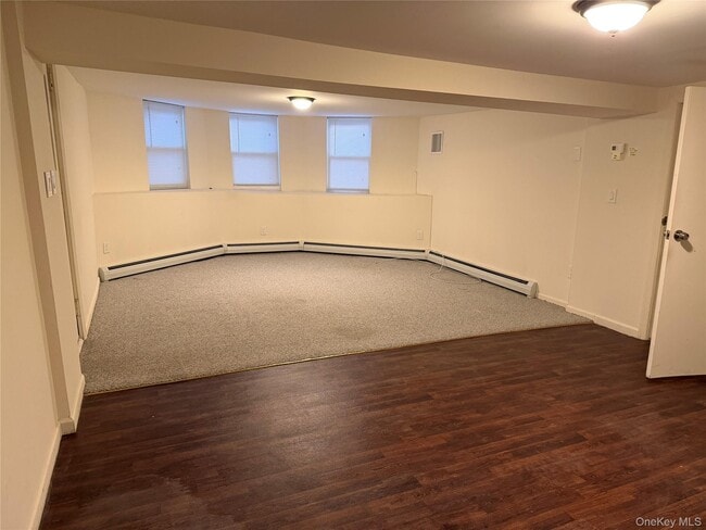 Building Photo - 75 Anstice St