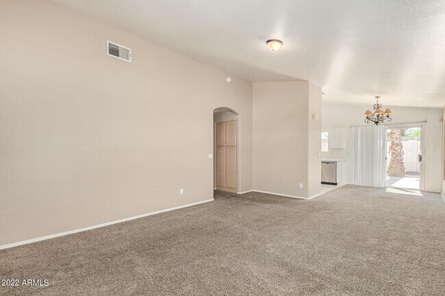 Building Photo - 5960 S Brittany Ln