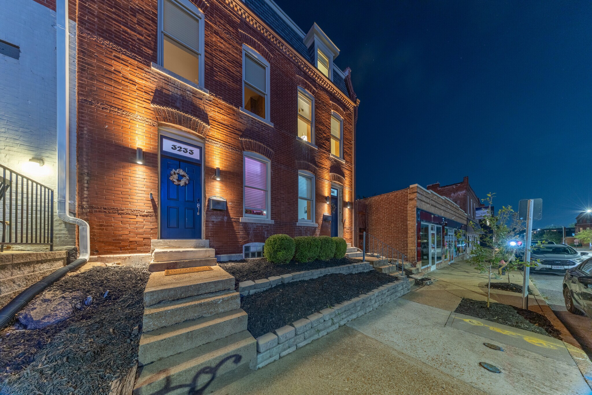 Building Photo - 3231 Morganford Rd