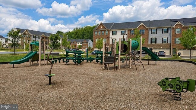 Building Photo - 9008 Armstrong Ln