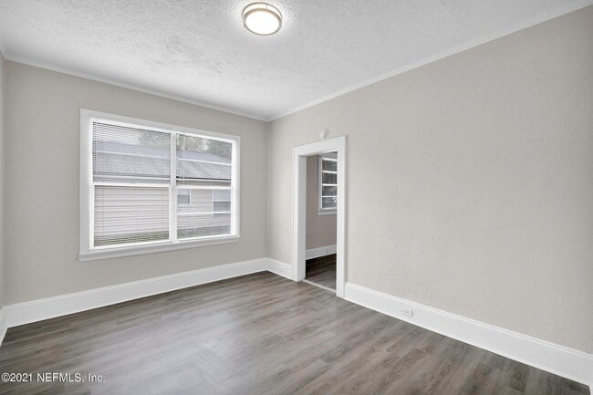 Building Photo - 6418 Sapphire Dr