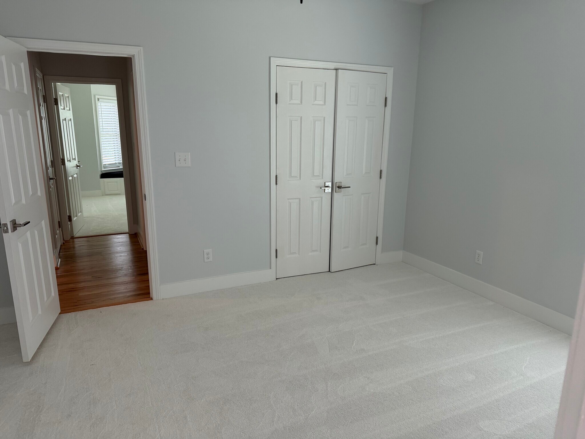 Building Photo - 107 Brookshire Ln