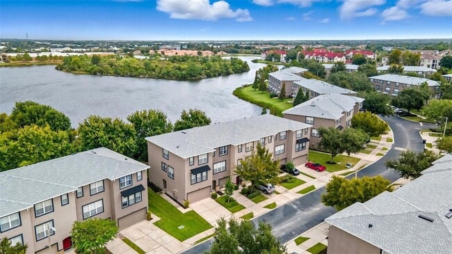 Building Photo - 2521 Lexington Oak Dr