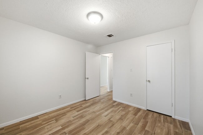 Building Photo - 22306 Waynoka Rd