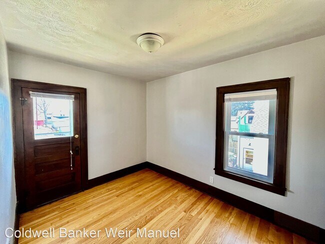 Building Photo - 3 br, 1.5 bath House - 337 Orange Street