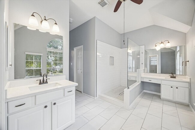 Building Photo - Move-in Ready Spring/Klein Home for Lease!