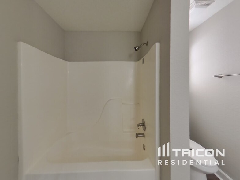 Building Photo - 8513 Sweet Birch Dr
