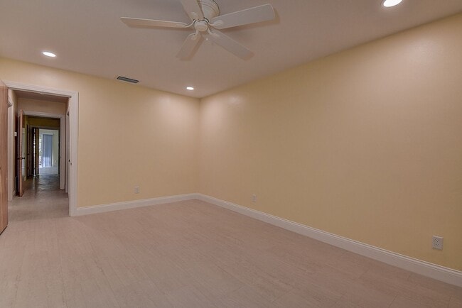 Building Photo - 1247 Monticello Blvd N