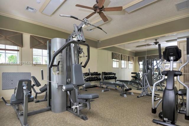 Building Photo - 815 W Boynton Beach Blvd