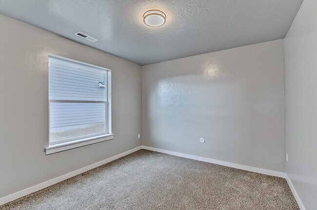 Building Photo - 4592 S Merrivale Pl