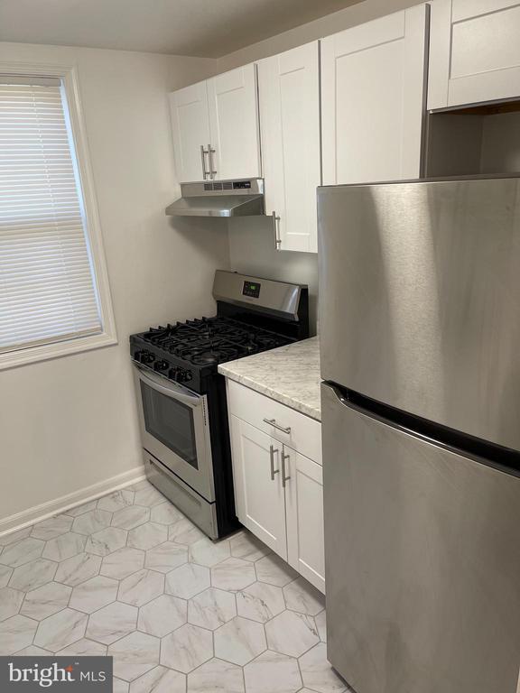 Building Photo - 4370 N Pershing Dr