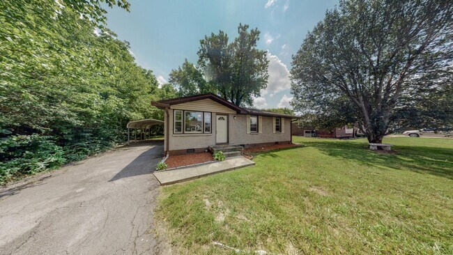 Building Photo - 408 Lealand Ln
