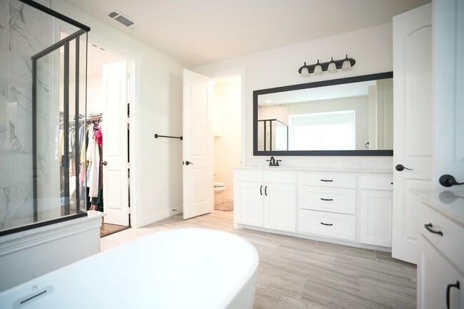 Building Photo - 4815 Saguaro Rdg