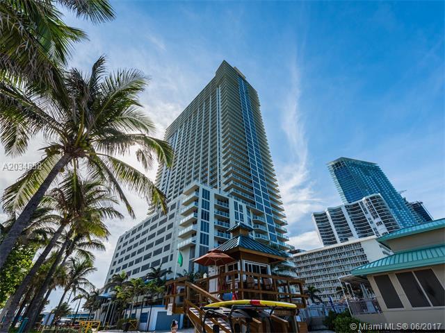 Building Photo - 16699 Collins Ave