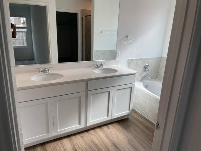 Building Photo - 5817 Bianca Dr