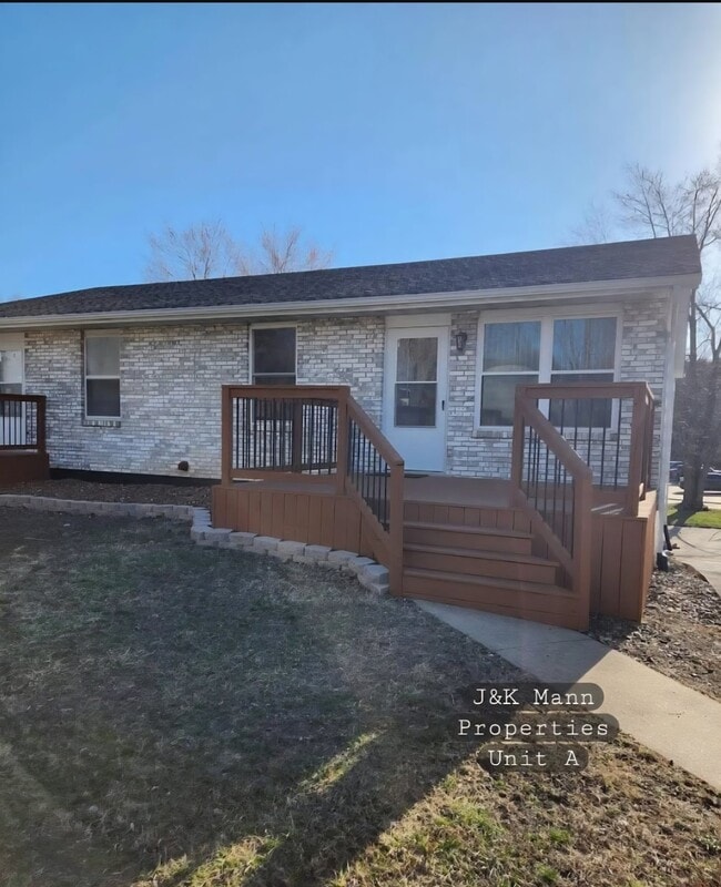 Building Photo - 5107 S Brooks Dr