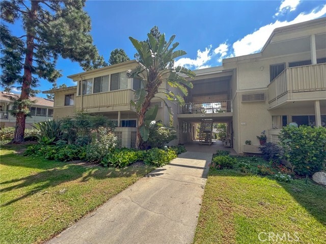 Building Photo - 353 Avenida Sevilla