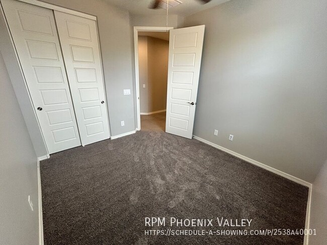 Building Photo - 11541 W Ashby Dr