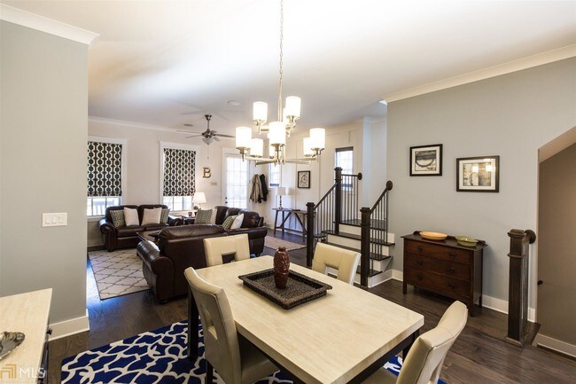 Building Photo - 3348 Turngate Ct