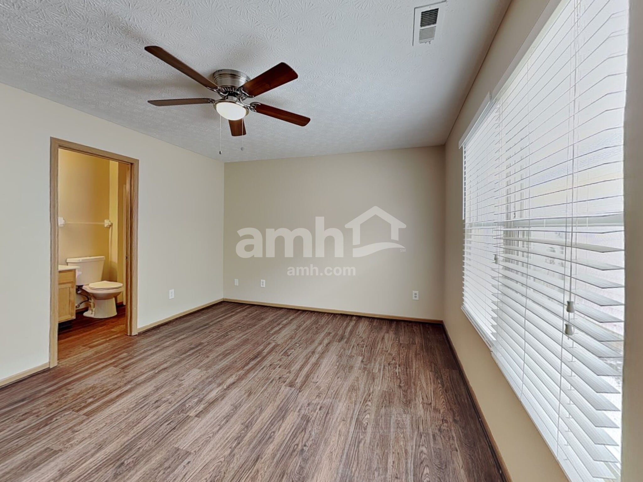 Building Photo - 6019 Haydens Crossing Blvd