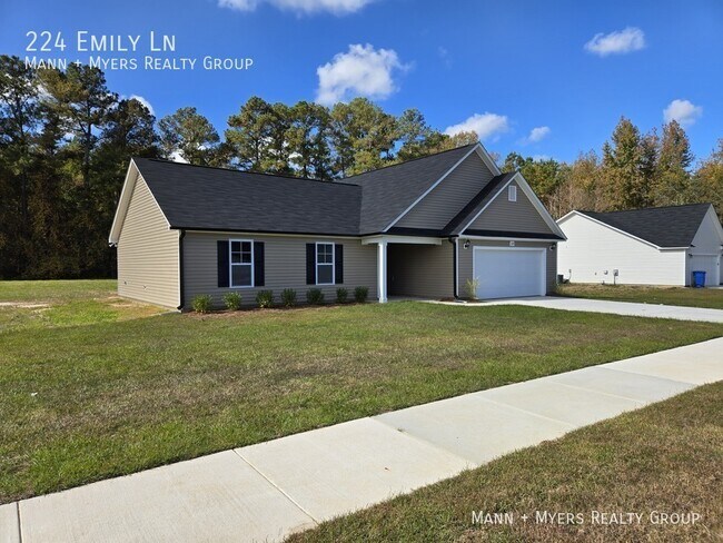 Building Photo - 224 Emily Ln