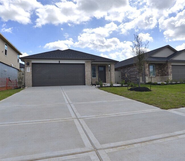 Building Photo - 4009 Bronco Sta Ln