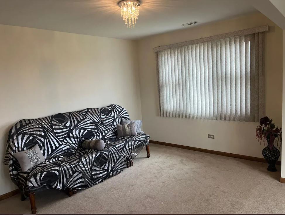 Building Photo - 8821 N Greenwood Ave