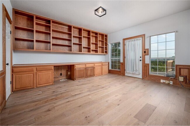 Building Photo - 1306 Arronimink Cir