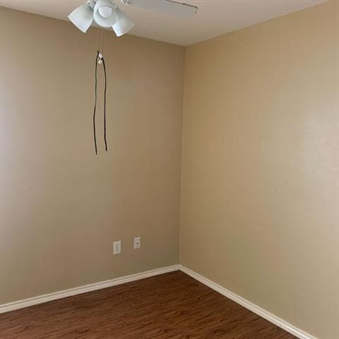 Building Photo - 1434 Mission Hills Ln