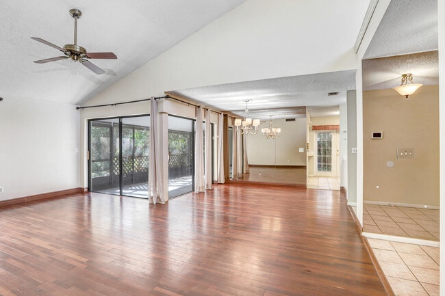 Building Photo - 4504 Stonehenge Rd