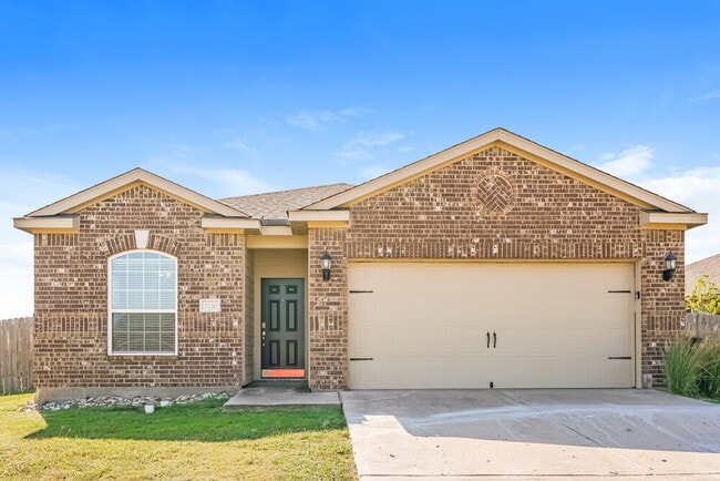Building Photo - 2120 Foxglove Ct