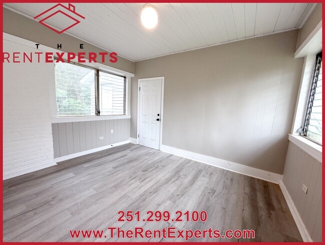 Building Photo - 51 Sherwood Dr