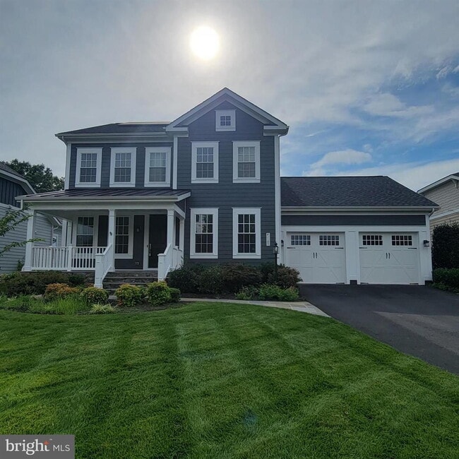Primary Photo - Exquisite Willowsford Residence with Main ...