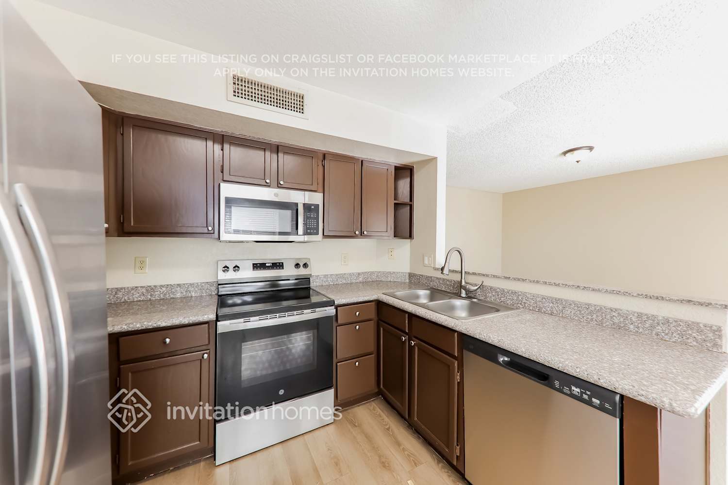 Building Photo - 3833 W Camino Del Rio