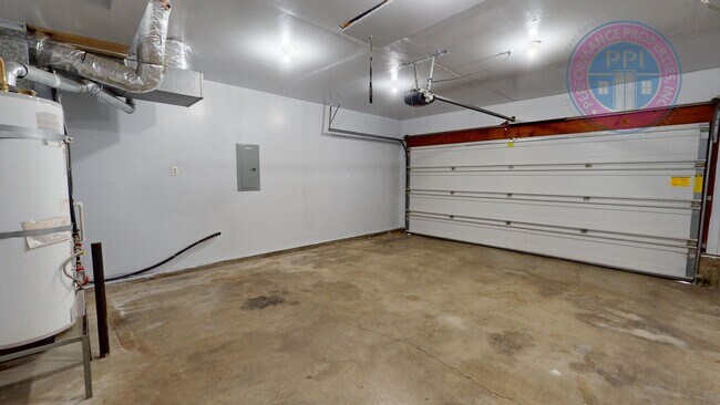 Building Photo - 11665 SW Sheffield Cir
