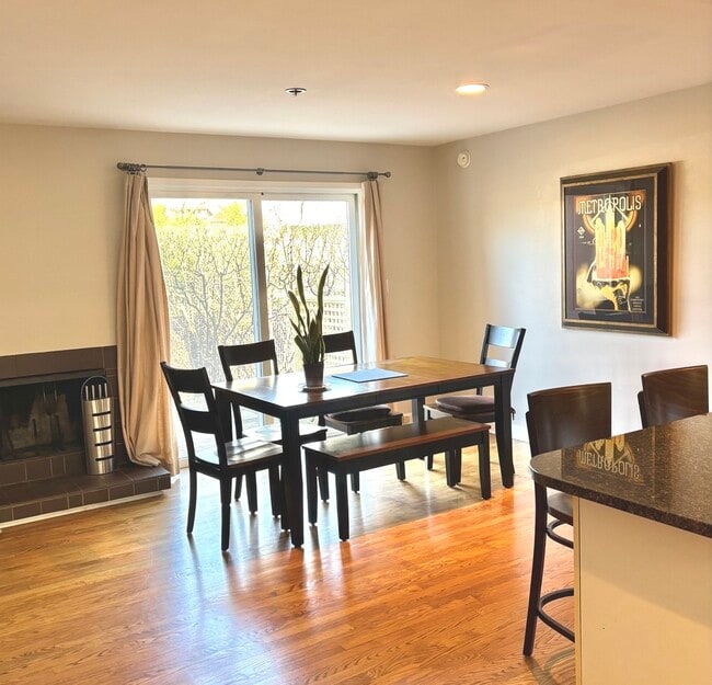 Building Photo - 1229 Central St