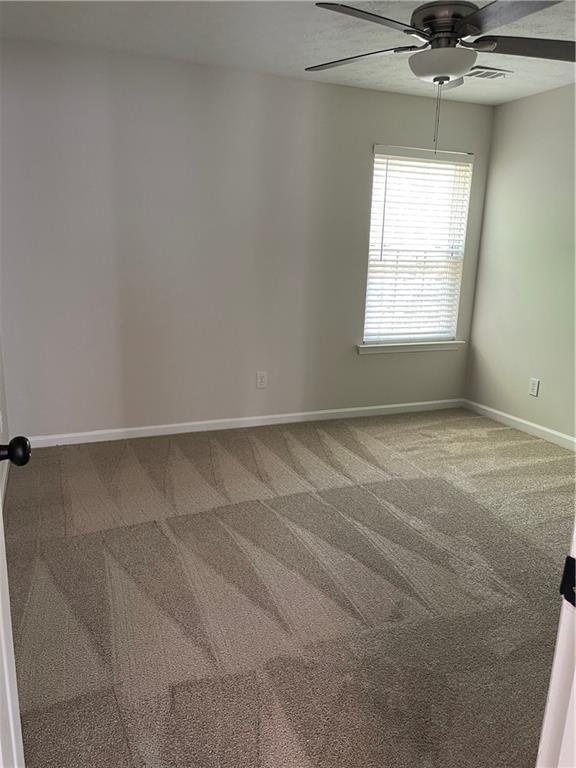 Building Photo - 160 Village Trce