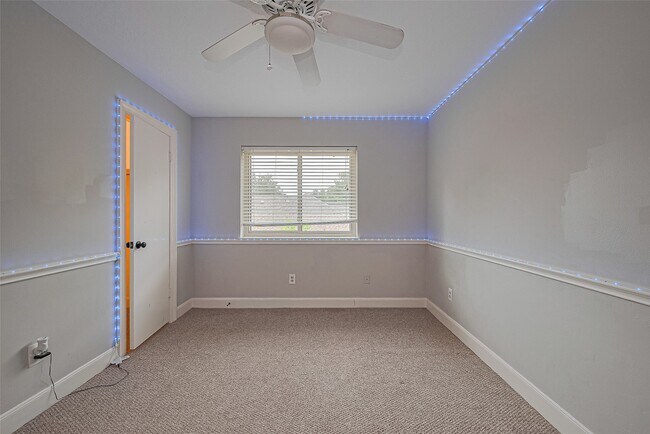 Building Photo - 3406 Mesquite Dr