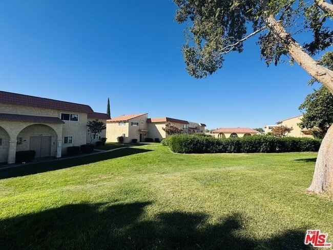 Primary Photo - 43609 Stanridge Ave