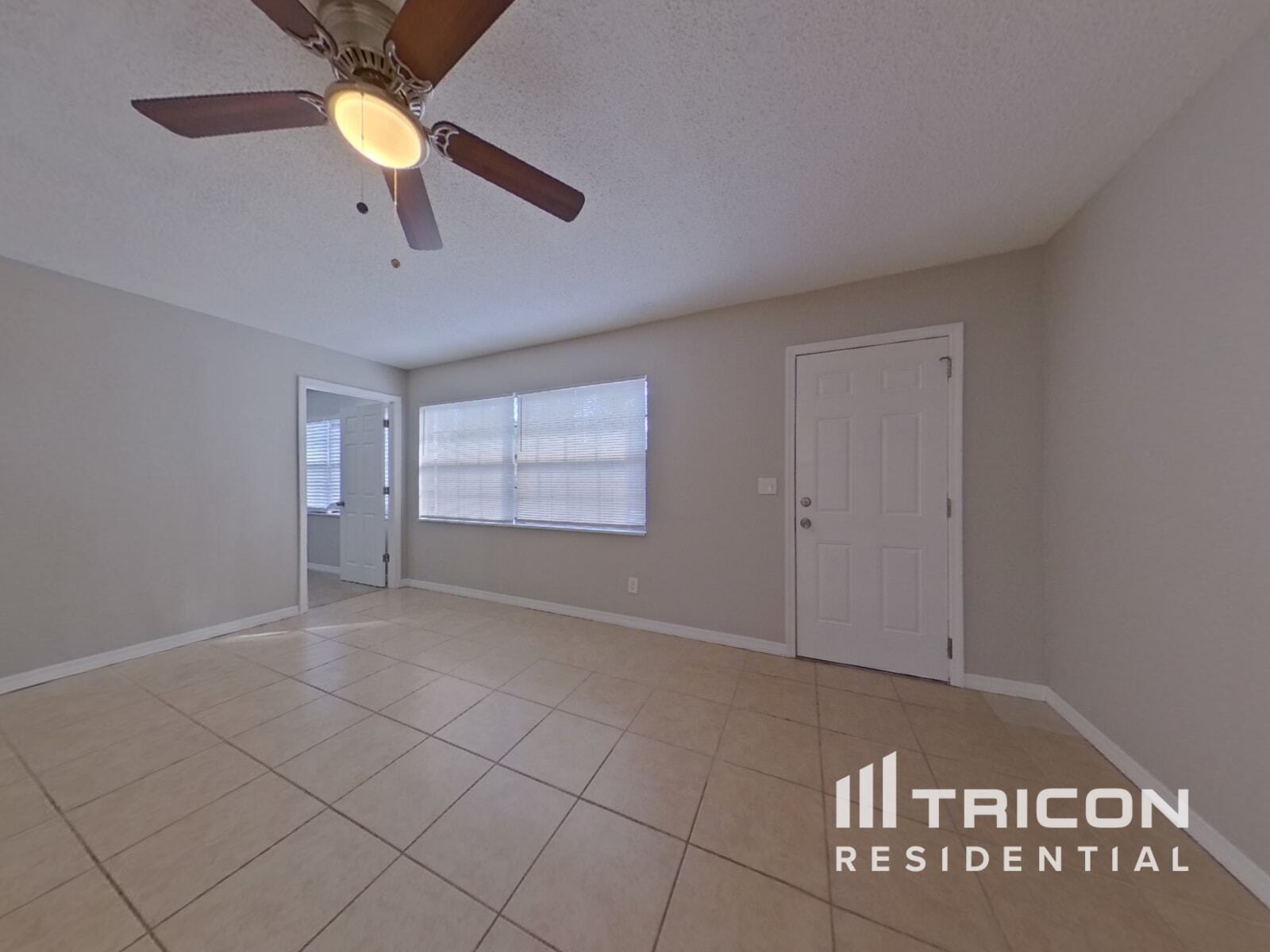 Building Photo - 1569 Lotus Path