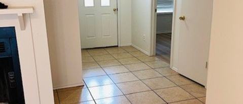 Building Photo - 117 Whisper Way