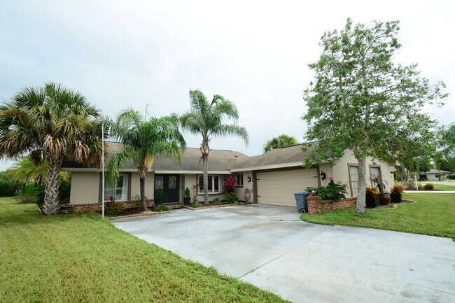 Building Photo - 58 Comanche Ct