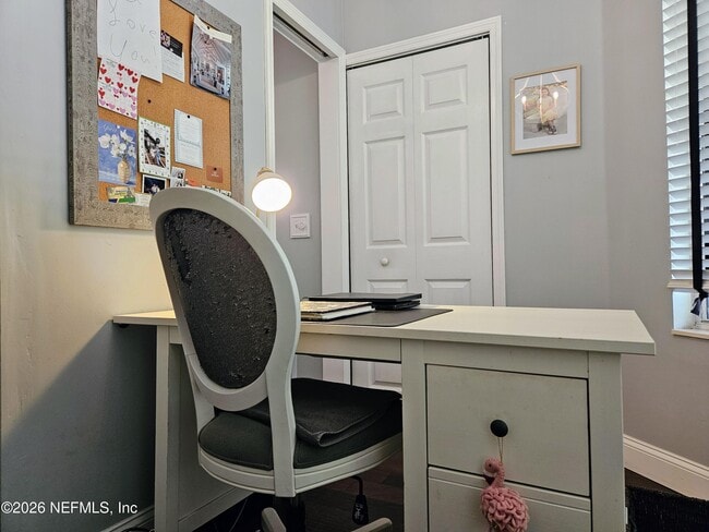 Building Photo - 216 Salt Grass Ct