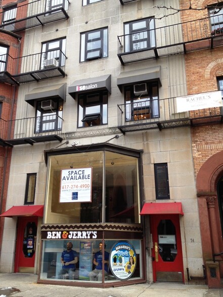 Building Photo - 172 Newbury St