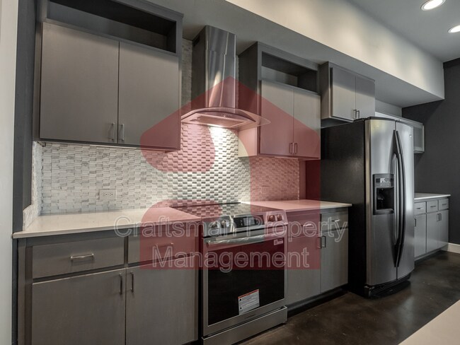 Building Photo - 17413 Melville Ln